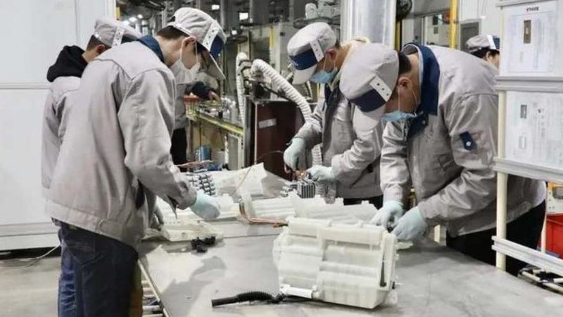 汽車發動機智能工廠：揭秘智能設備清單與選型邏輯